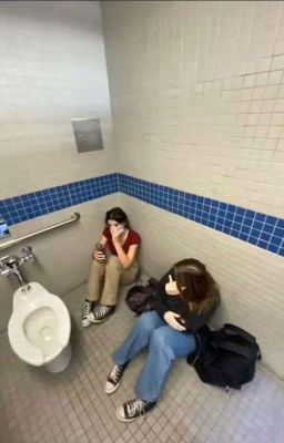 кабинка Сраного Туалета