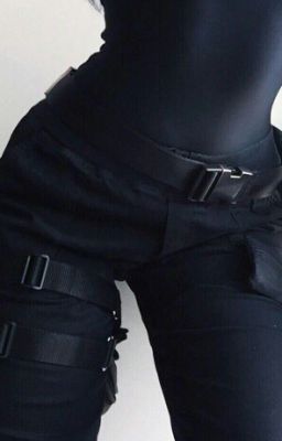 Шпионка за вампиром