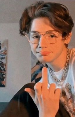 Сын детектора школы;король школы