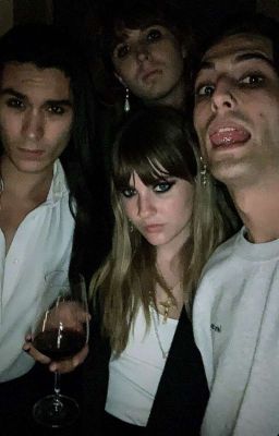 Больше чем фанатка