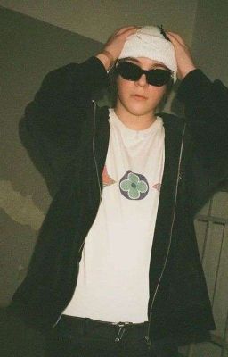 -Я зависим от твоих прикосновений||uglystehan||