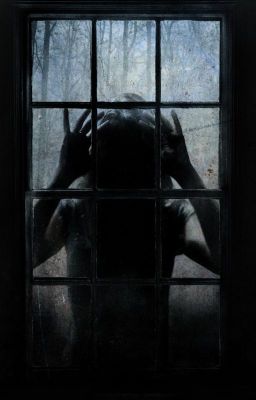 тварь за окном