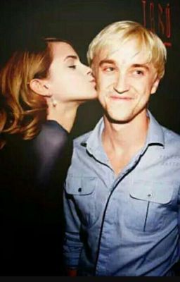 «Ты что-то скрываешь от меня, Грейнджер»💜