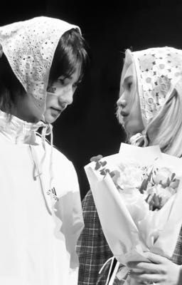 Поцелуй в коридоре 