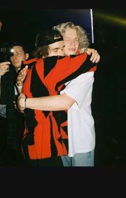 губы со вкусом малины // ПАРАДЕЕВИЧ И КОРЕШ // ЗАВЕРШЕНО 