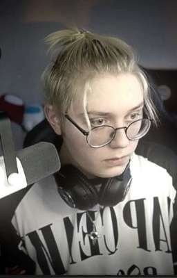 разноцветные глазки новенькой|Drake‼️ЗАМОРОЖЕН‼️