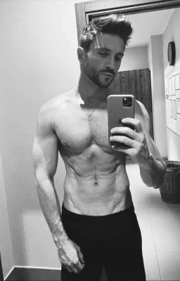 Фанфик про Серёжу Лазарева 🔞