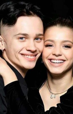 Киллер и киллерша|Даня и Юля(Закончен) 