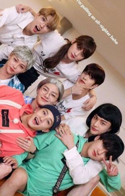 Реакции Stray Kids