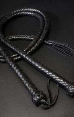 Странные отношения