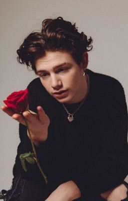 Любовь с первого взгляда￼💗