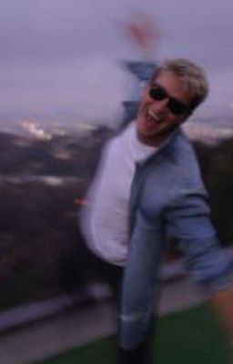 Жизнь С Девушкой Из Песен💞