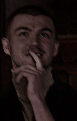 Малышка любит дилера 