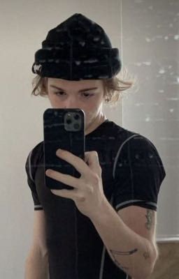 -Ты вернулась?💔