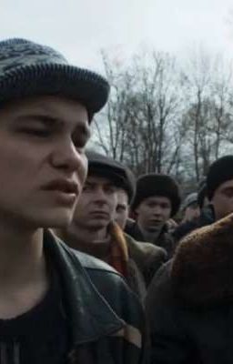 -и с кем ходишь? -со мной.