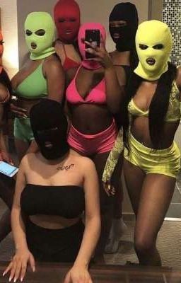 своих узнаем в лицо