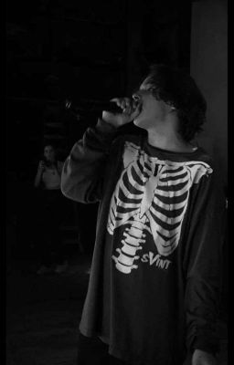 kissing in the moonlight [uglystephan]