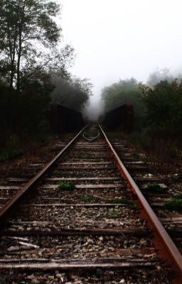 Коробка на шкафу