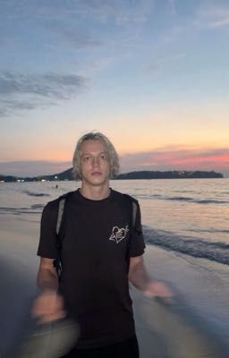 Враги с самого детства || Парадеевич