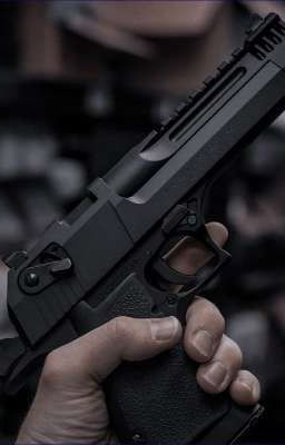 Выстрел из двух пистолетов