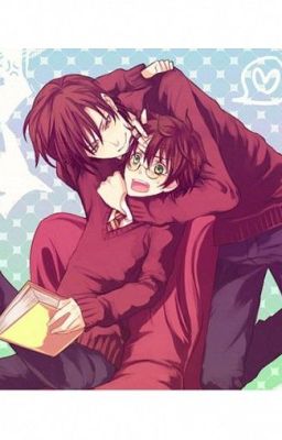 Крылья из витражного стекла и железа