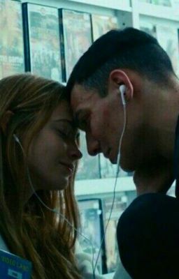 Девушка с янтарными глазами