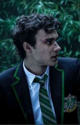 //Не суди человека по его радне//