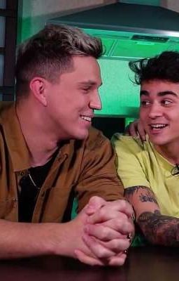 вот до чего довело обычное знакомство.. 