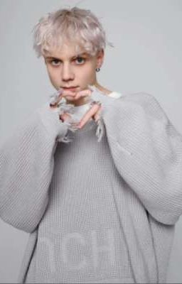 наш новый учитель (ЗАМОРОЖЕНО)