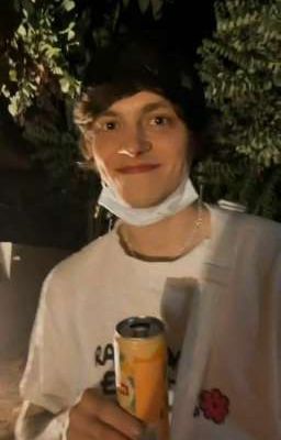 я тра)(ал суку и ей было 20