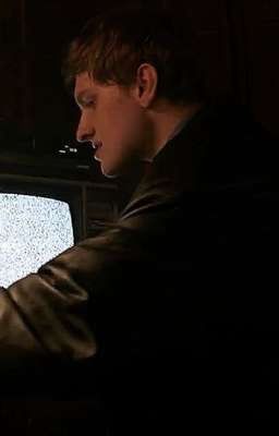 Знаешь ли ты как мне больно без неё//Жёлтый