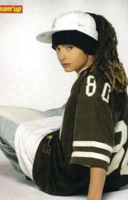 эта скамейка причиняет мне боль // том каулитц