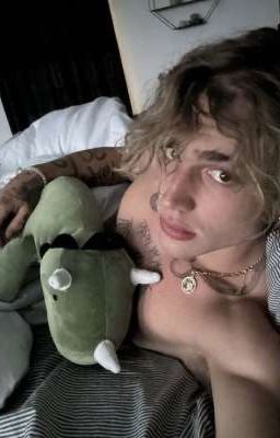 The Dawn of scarlet love | V. H |