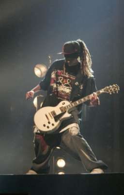 том твой враг 