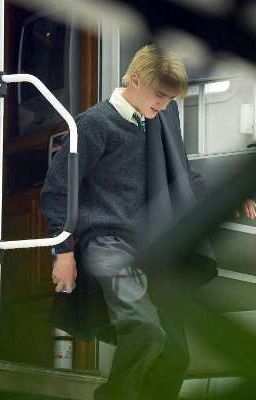 ты напоминаешь мне дождь. 