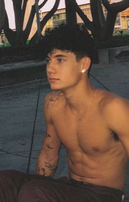 Джейден Хосслер. Маленькая история любви. [Закончено]