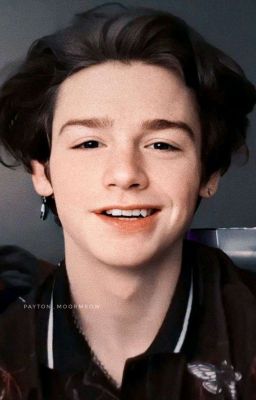 Мой враг Пейтон Мурмаер (ЗАБРОШЕН)