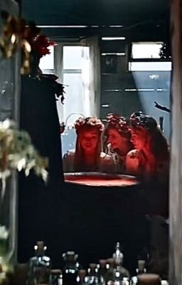 КРЕЩЕНСКИЙ ВЕЧЕРОК