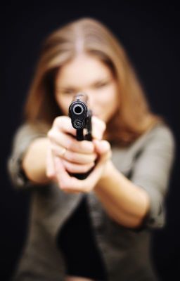 Детдомовская киллерша