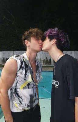 малышка Холл🤘