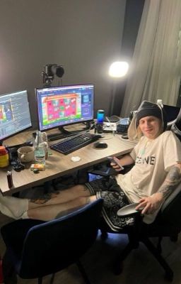 Мой спаситель с соседней квартиры.