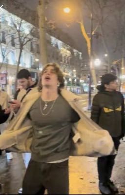 play with me | V. H. |