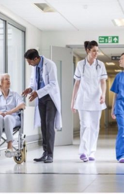 Любовь доктора и малышки Т/И