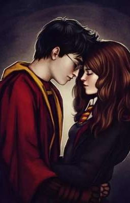 Гермиона, твои волосы пахнут карамелью.. 