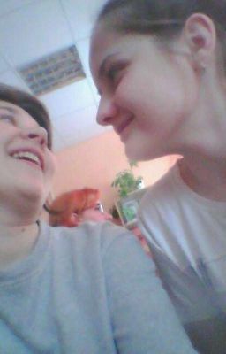 Мой парень  вампир