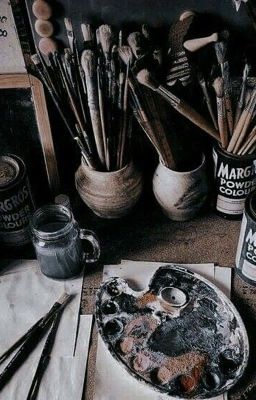 Разбитые сердца на холсте