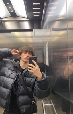 мы вроде больше чем друзья?