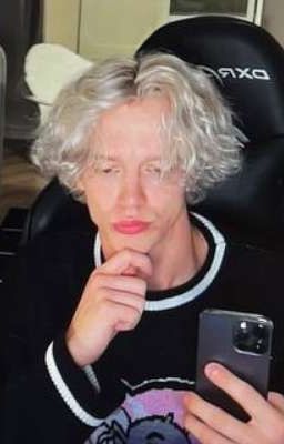 парадеевич- повелитель. 