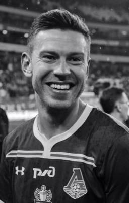 Через трещины в нас проникает свет