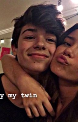 Академия Эйвона Миллера и Близнецы Брэдли